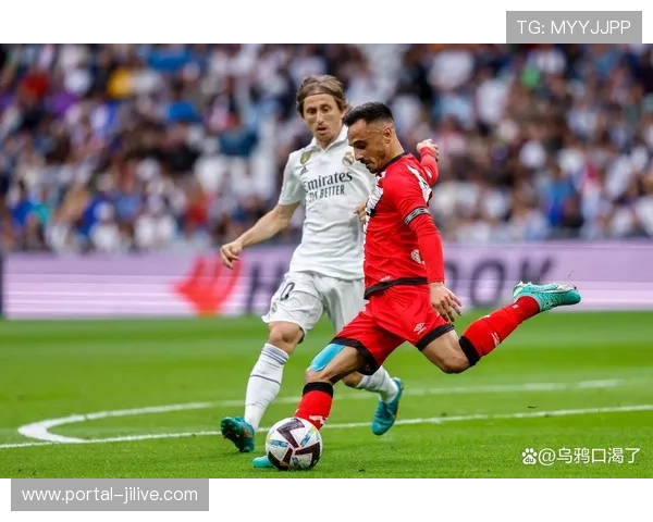 皇马0-0平巴列卡诺,客场进攻乏力,积分优势缩水 皇马0-0平巴列卡诺,客场进攻乏力,积分优势缩水