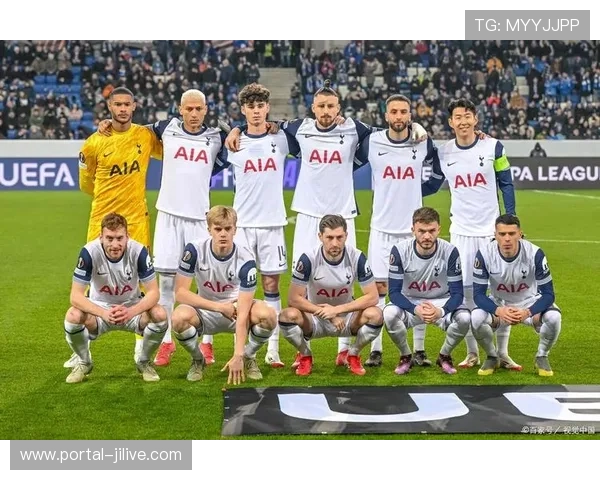 柏林联合客场压制沃尔夫斯堡,霍勒巴赫破门助球队取胜。 柏林联合客场压制沃尔夫斯堡,霍勒巴赫破门助球队取胜。